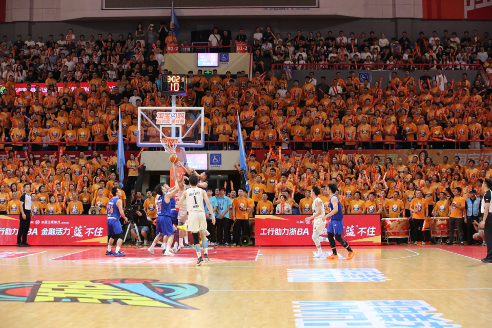 现场气氛热, fO 现场气氛热, fO