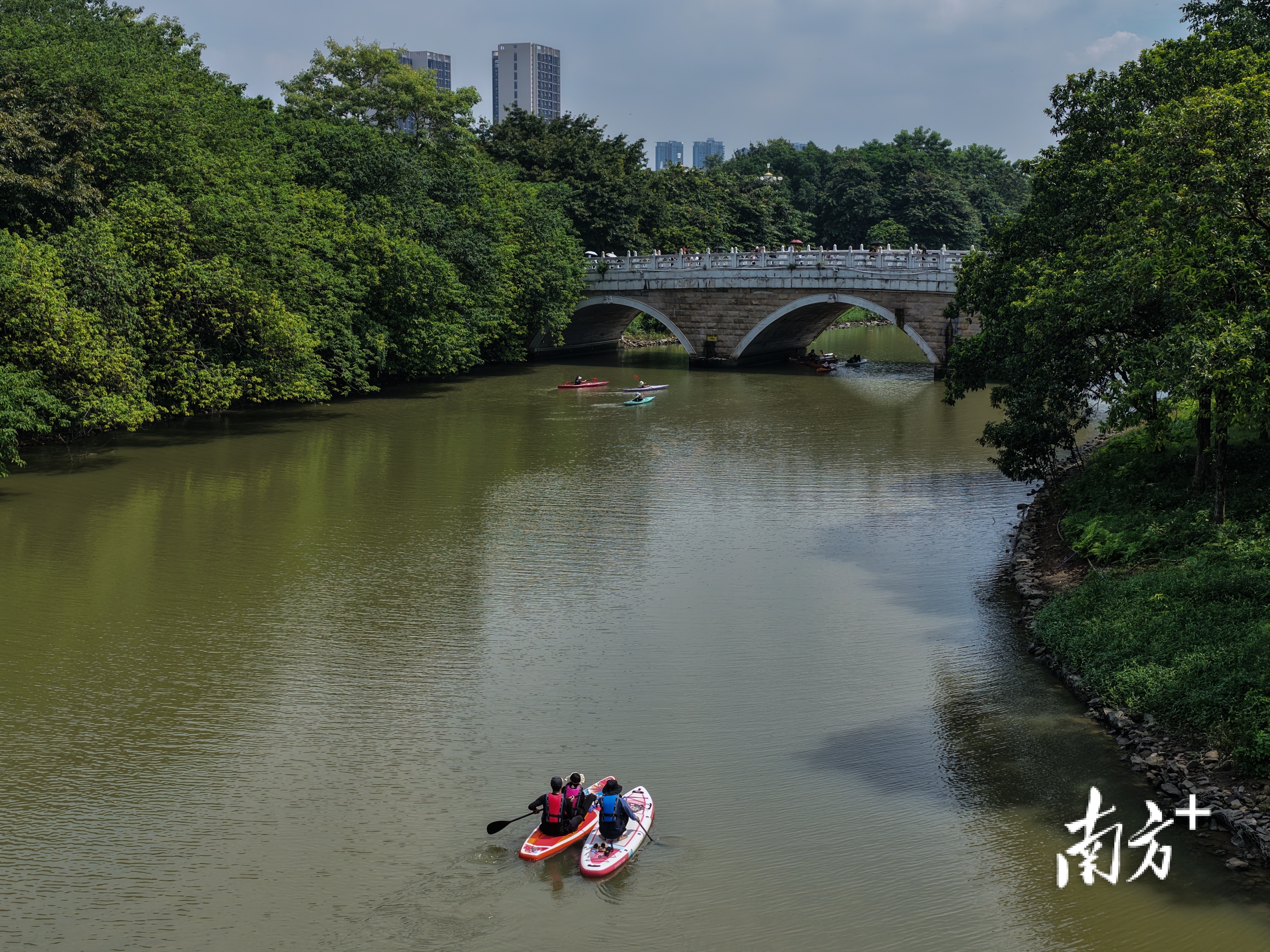 圾的爱好者, 应俱全