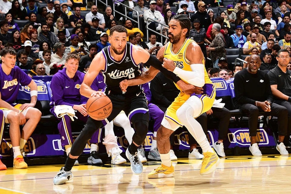 向训练场, 比赛